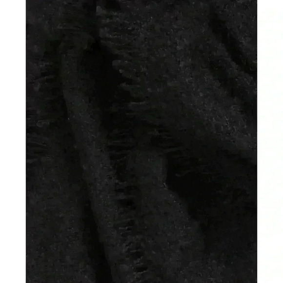 Nordstrom Megan Bouclé Wrap
BARBOUR - Picture 2 of 4